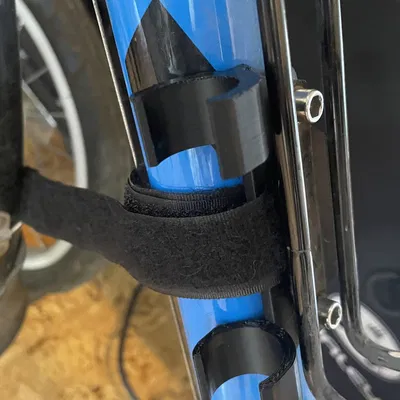 Giá đỡ bơm xe đạp cho khung bình nước 22.5 mm