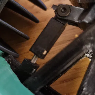 Tay lái điều chỉnh OpenRC F1 phiên bản 2 với khe gắn đai ốc