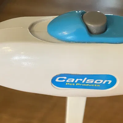 Cơ chế thay thế chốt cho cổng cửa Carlson Pet Products