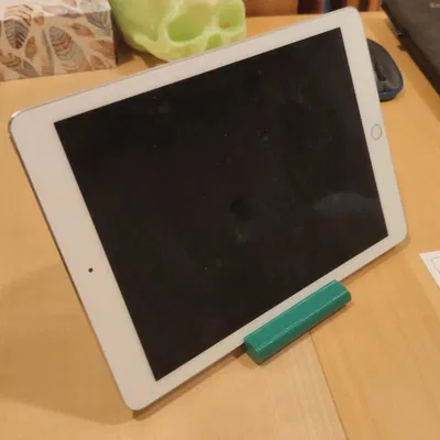 Giá đỡ tablet hoặc smartphone bằng chất liệu PETG