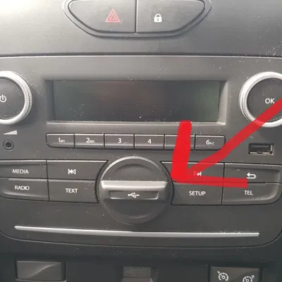 Giá đỡ điện thoại cho bảng điều khiển Renault & Dacia