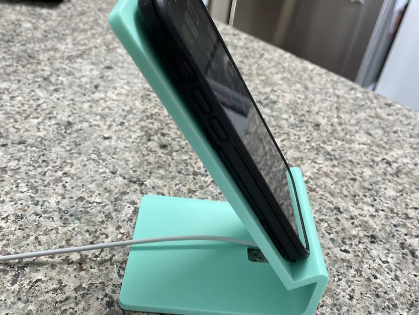 Giá đỡ iPhone để bàn tích hợp cáp sạc - Image 3