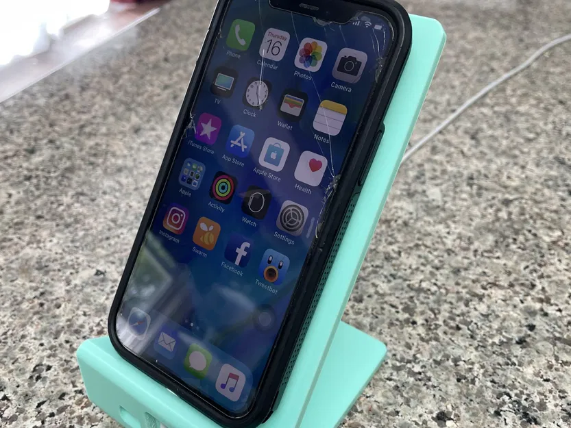 Giá đỡ iPhone để bàn tích hợp cáp sạc - Image 8