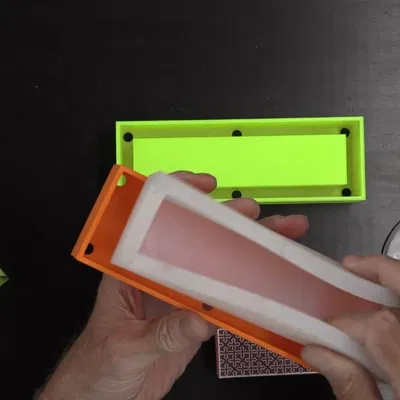 Hộp khuôn hình chữ nhật 1.5"x6.5" với giá đỡ silicone