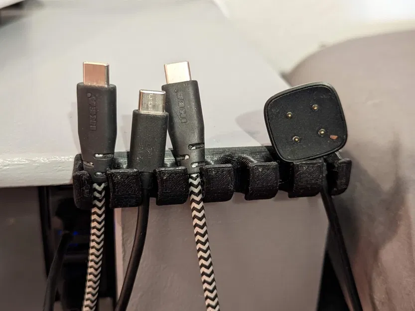 Bộ tổ chức cáp USB YAUCO thông minh và tiện lợi - Image 1