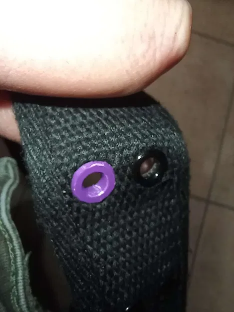 Sửa chữa grommet cho dây đai kim loại - Image 1