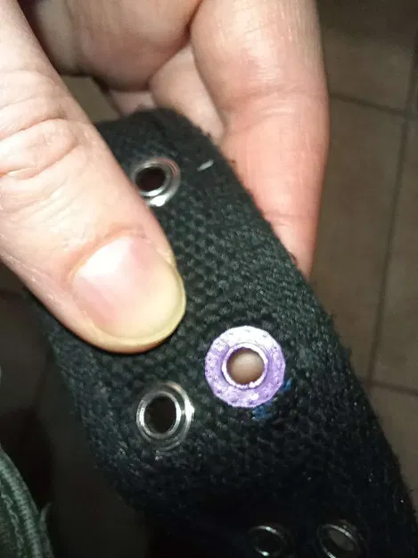 Sửa chữa grommet cho dây đai kim loại - Image 2