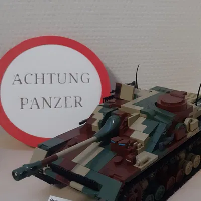 Biển báo "Achtung Panzer" trong trò chơi War Thunder
