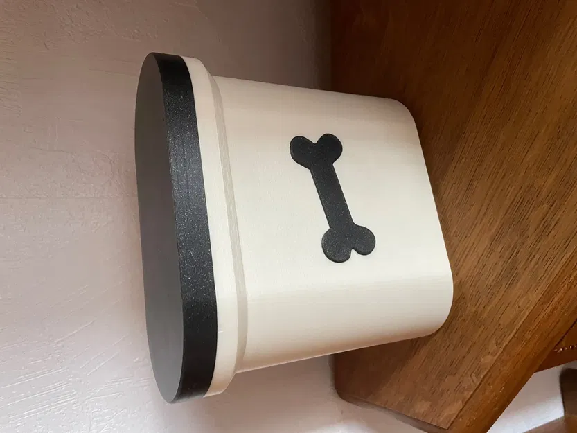 Bình chứa thức ăn cho thú cưng với nắp từ tính - Image 1