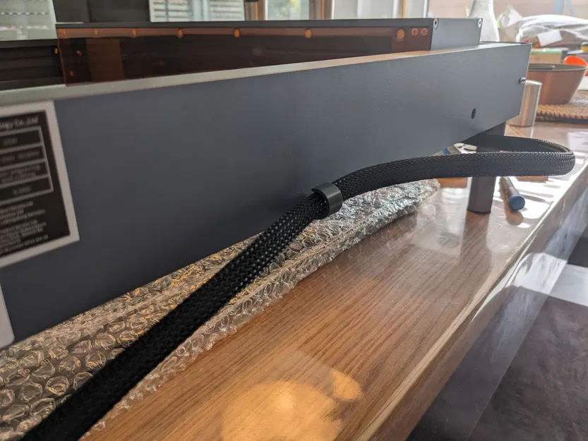 Thay thế kẹp cáp cho máy khắc laser Elegoo Phecda - Image 2