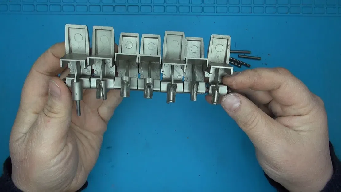 Sửa chữa phím hỏng của máy ghi âm cổ ITT RC 5600 - Image 2