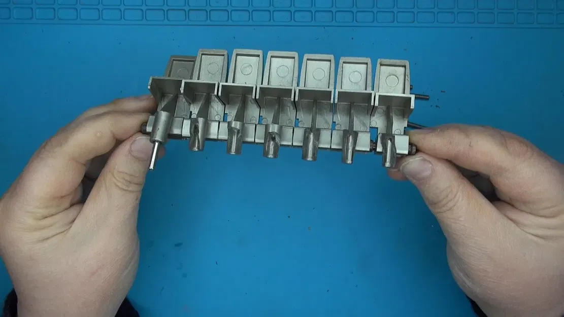 Sửa chữa phím hỏng của máy ghi âm cổ ITT RC 5600 - Image 10