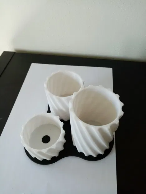 Giá đỡ bút chì dễ in với kích thước 16 x 16 x 10.5cm - Image 10