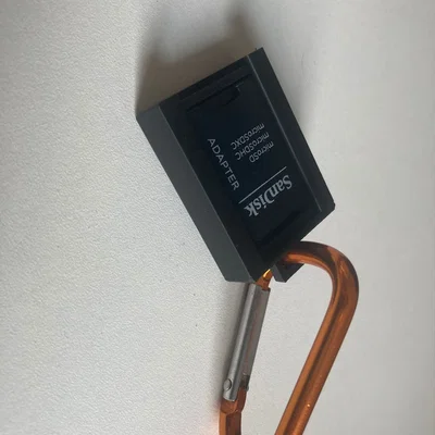 Giá đỡ thẻ SD cho 1 thẻ SD và 2 thẻ micro SD