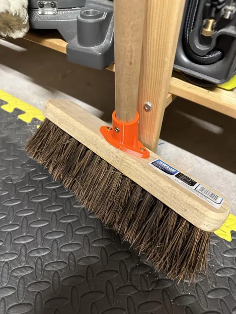 Thay thế bộ nối chổi cho xưởng làm việc - Image 2