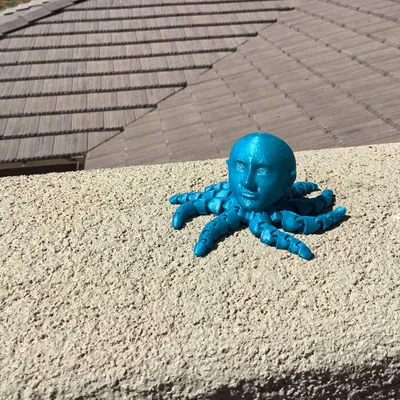 Nhân vật người bạch tuộc phát sáng trong bóng tối