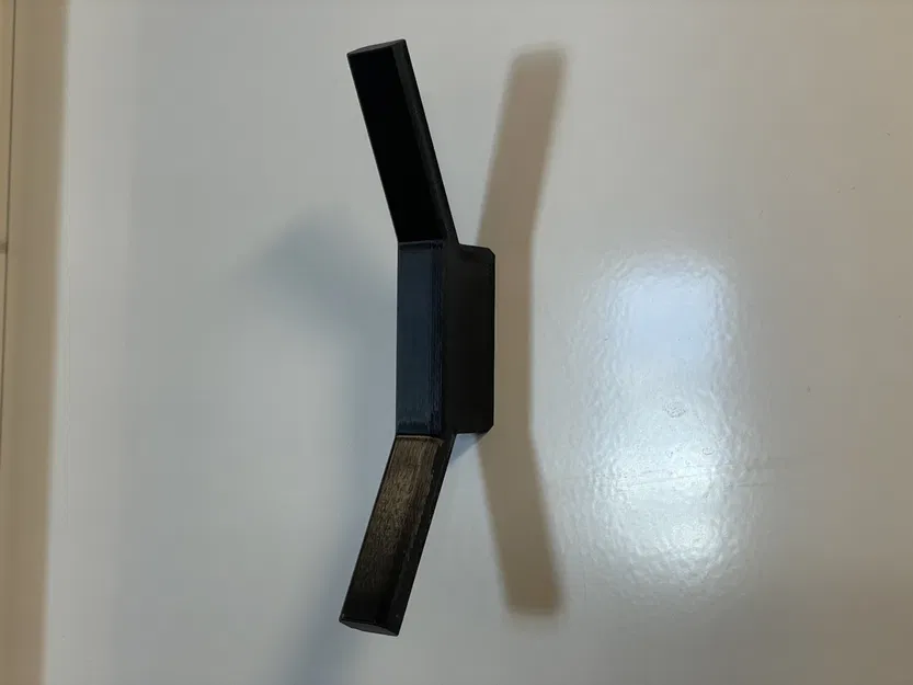 Móc treo tường có nam châm cho máy duỗi tóc - Image 1