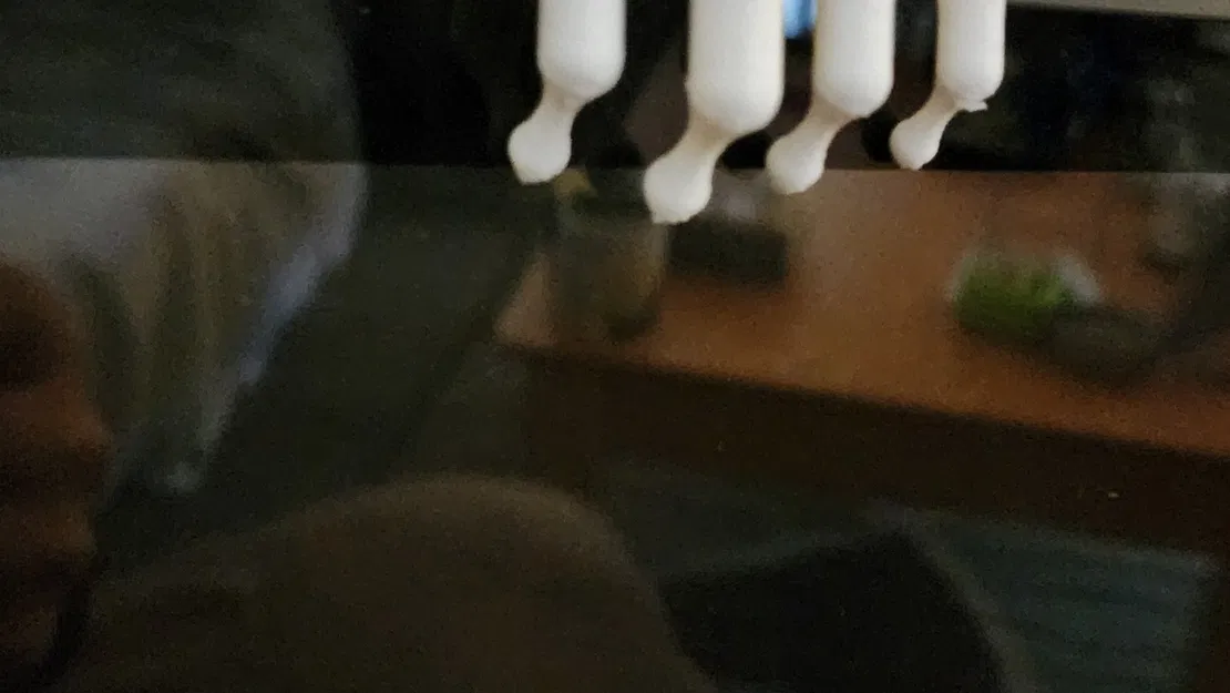 Bàn tay bộ xương trang trí cho màn hình Halloween - Image 1