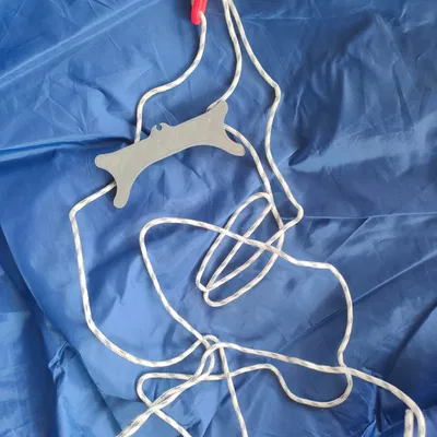 Giá đỡ dây cuốn cho cọc của lều Quechua