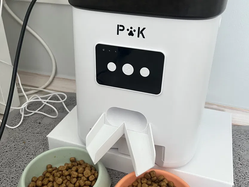 Máy chia thức ăn tự động cho mèo và chó con - Image 1