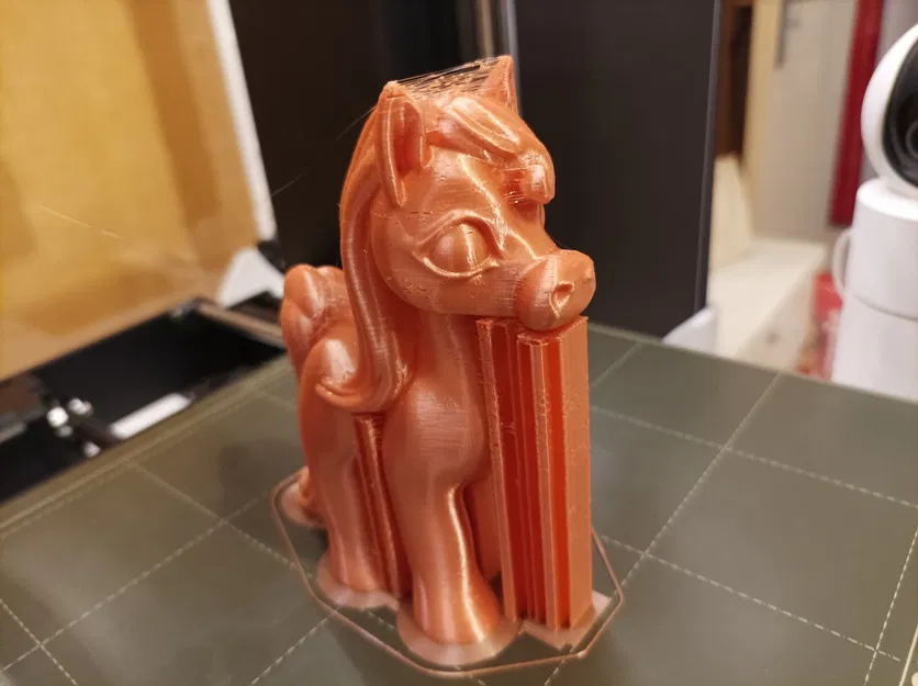 Ngựa con dễ thương màu vàng hồng - Image 2