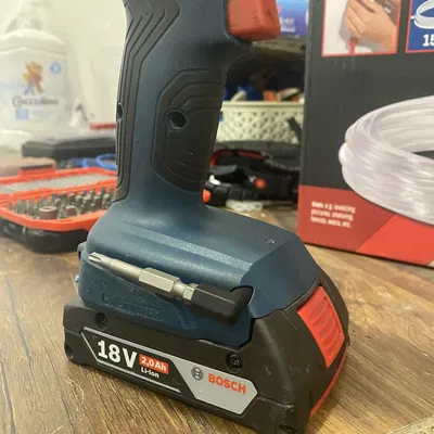 Giá đỡ đầu vít hex Bosch GSR18V-21 cho lỗ ~6mm