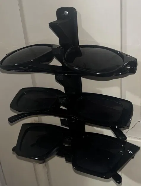 Giá đỡ kính mát đơn giản - Image 1