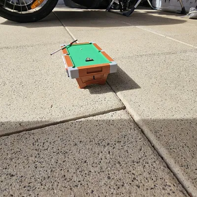 Bàn bi-a mini cho trang trí và mô hình hóa