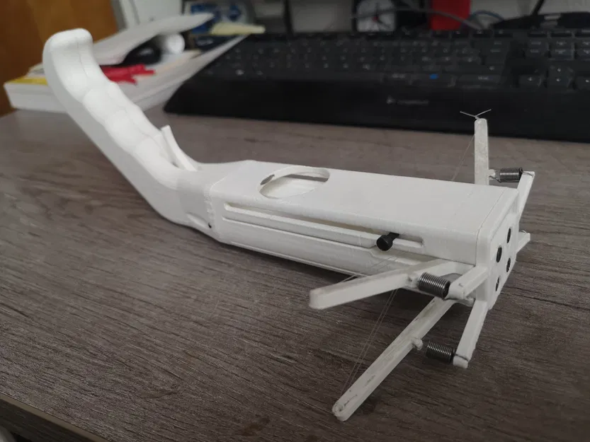 Rồng bắn nắp chai với cơ chế mở chai độc đáo - Image 3