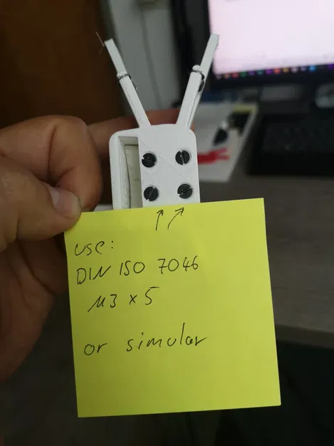 Rồng bắn nắp chai với cơ chế mở chai độc đáo - Image 7