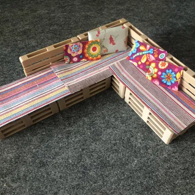 Nội thất từ pallet cho khu vực nghỉ ngơi bên hồ bơi