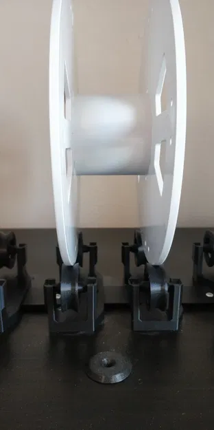 Giá đỡ cuộn filament yên tĩnh cho Prusa i3 MK3 với vòng bi và lốp - Image 2