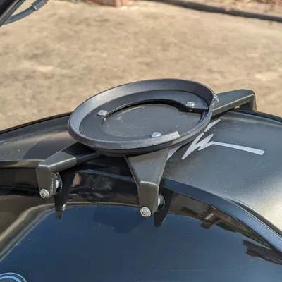 Giá đỡ Givi Tanklock cho xe máy điện Energica EsseEsse9