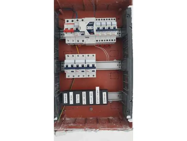 Giá đỡ rơ le Finder Din Universal cho nhà thông minh - Image 4