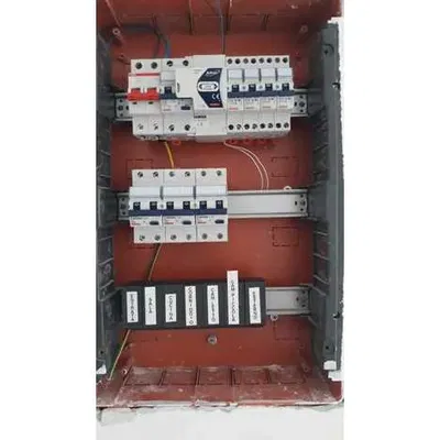 Giá đỡ rơ le Finder Din Universal cho nhà thông minh