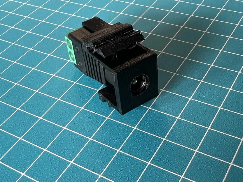 Bộ chuyển đổi 5.5mm VDC Jack Keystone cho giá đỡ hoặc gắn tường - Image 1