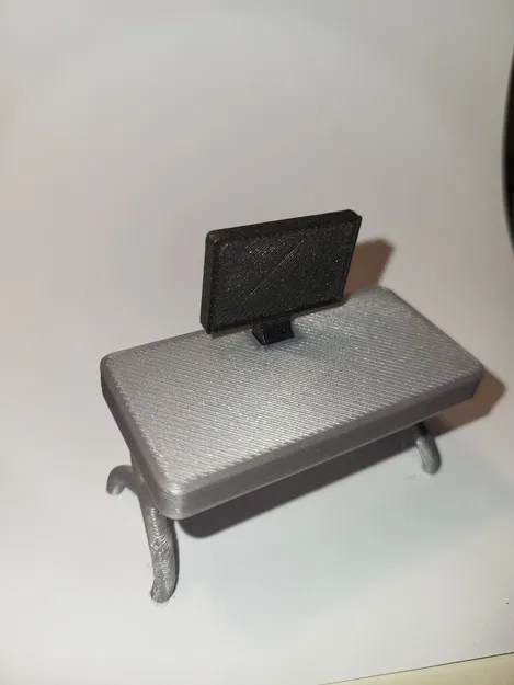 Bàn làm việc cho búp bê với màn hình máy tính - Image 2