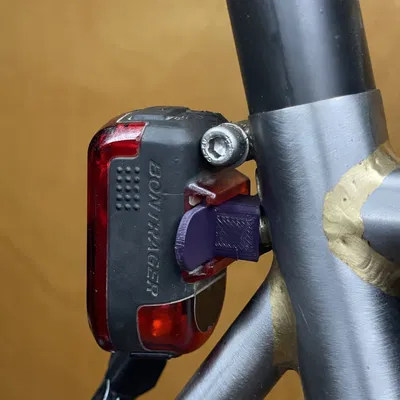 Giá đỡ đèn Flair R, Flair RT và Flair R City của Bontrager