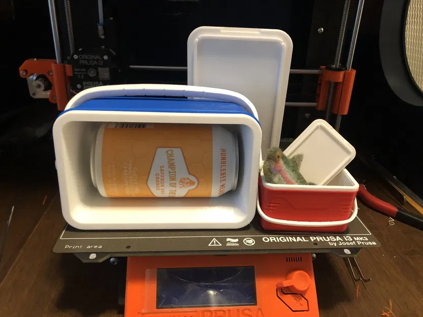 Bộ làm mát di động cho một lon đồ uống yêu thích - Image 1