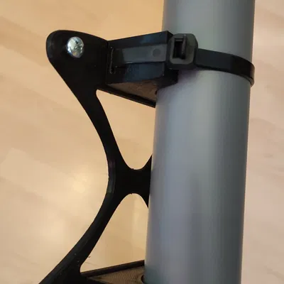 Kẹp gạch cho ống PVC 40mm với giá đỡ VESA