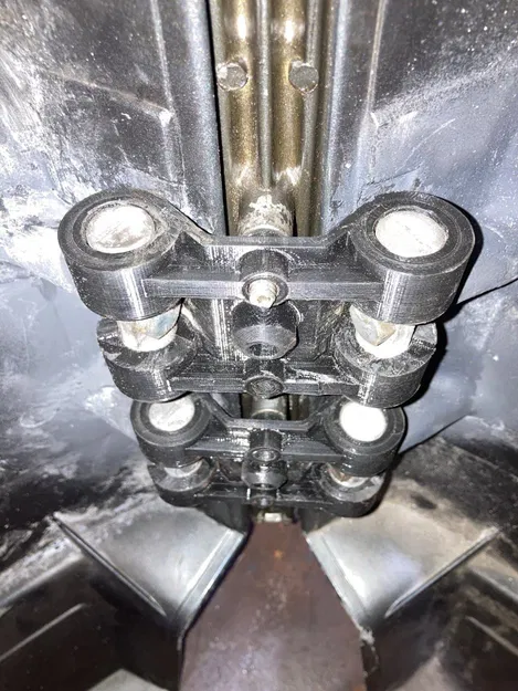 Bản lề động cơ Mariner phục hồi từ bộ phận hỏng - Image 4