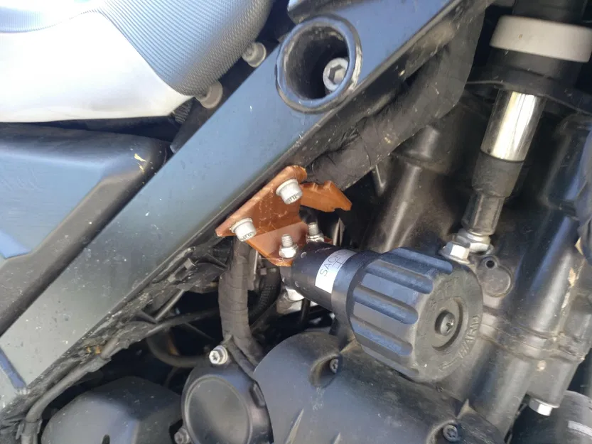 Giá đỡ bánh xe điều chỉnh cho BMW G650GS - Image 3