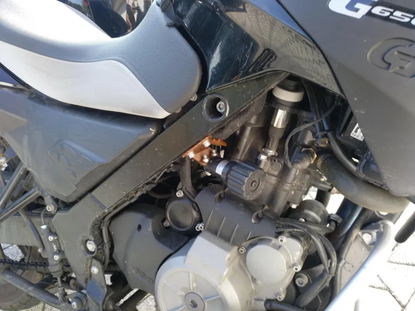 Giá đỡ bánh xe điều chỉnh cho BMW G650GS - Image 4