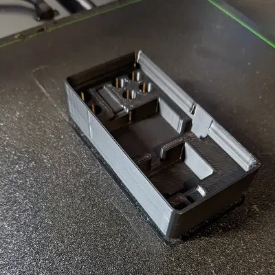 Hộp lưu trữ hotend AnkerMake M5 và 6 vòi phun trong Gridfinity