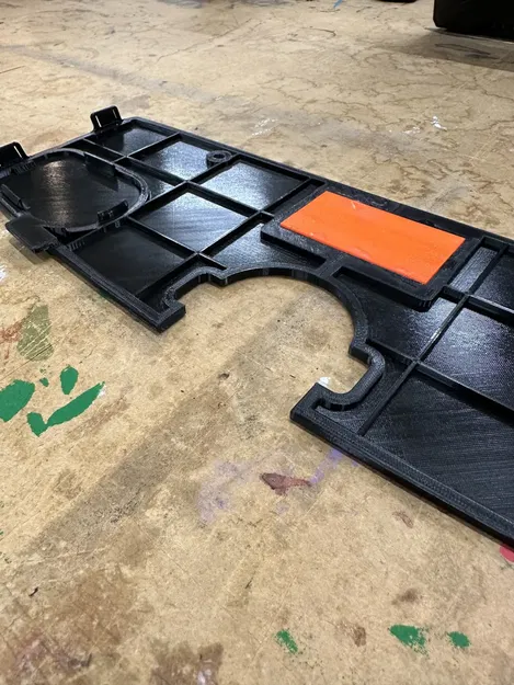 Nắp che móc kéo cho Tesla Model 3 - Image 4