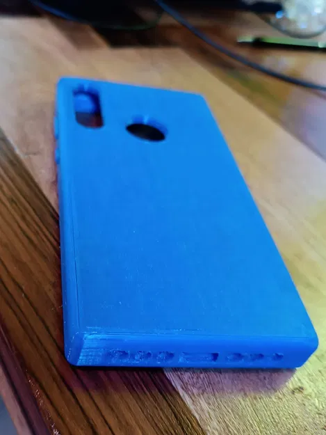 Vỏ điện thoại Quantum Q20 linh hoạt cho bảo vệ sốc - Image 1