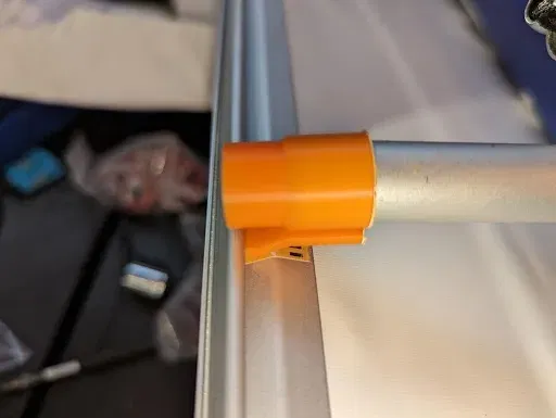 Giá đỡ trên cho banner cuộn pop-up - Image 1