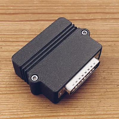 Vỏ ngoài BlueSCSI kiểu retro cho ổ cứng giả lập