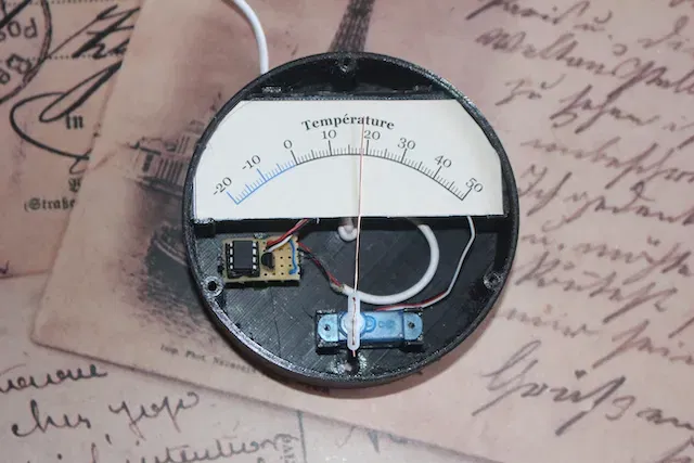 Nhiệt kế Steampunk với cảm biến nhiệt độ LM35 - Image 7