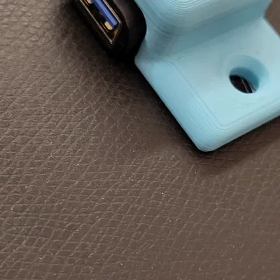 Giá đỡ cổng USB dưới bàn rộng 19mm